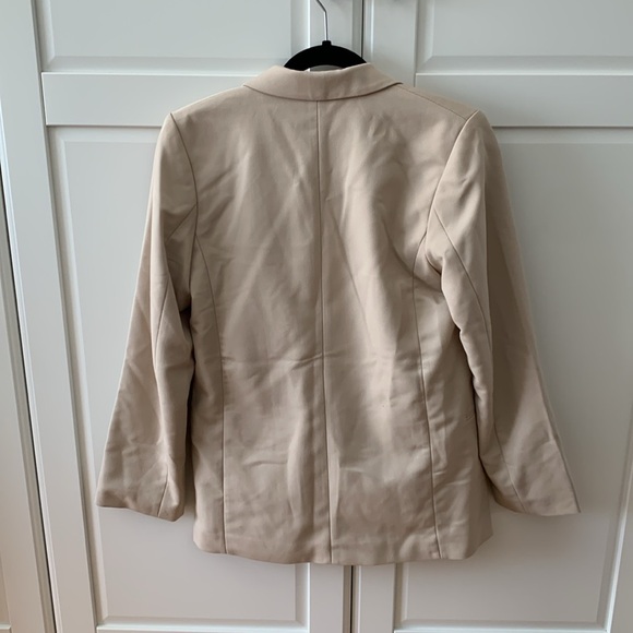 H&M Beige Oversized Blazer - Picture 2 of 3